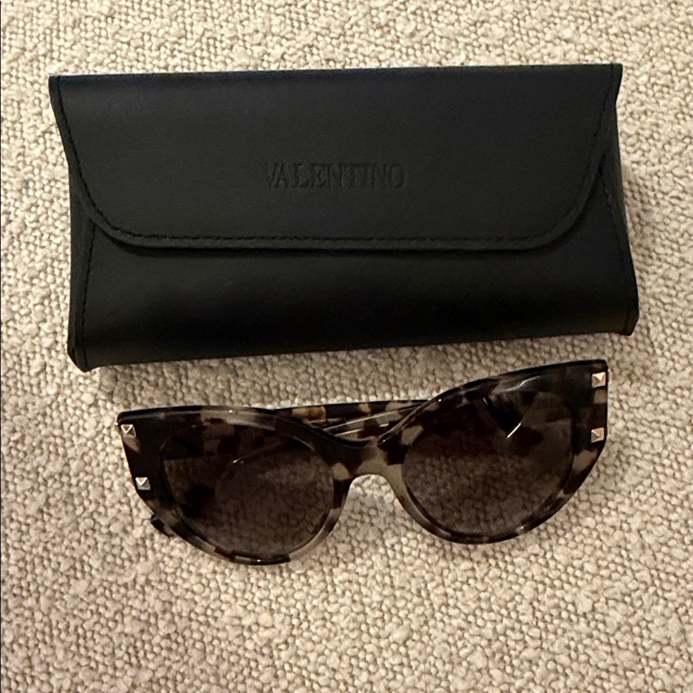 Valentino Brown Patterned Sunglasses